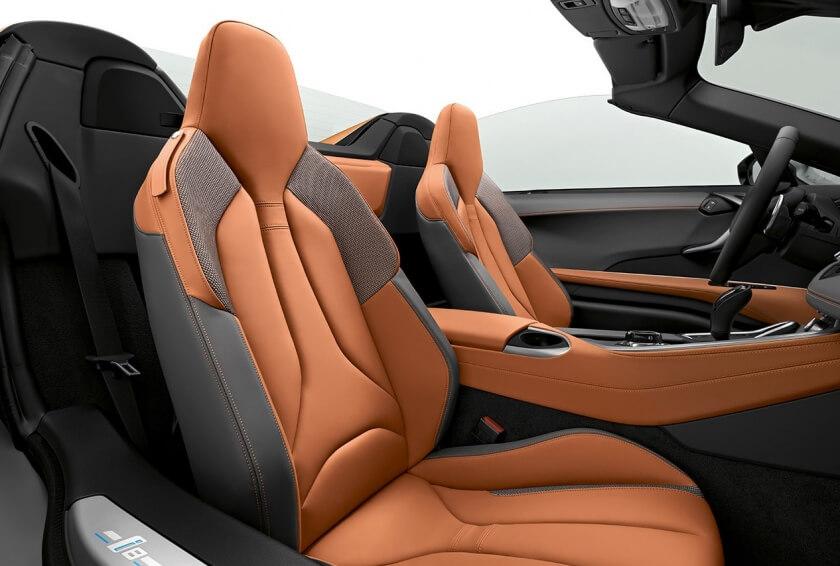 BMW I8 ROADSTER INTERIOR