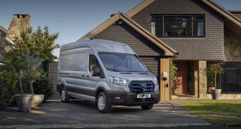 Ford E-Transit Outside