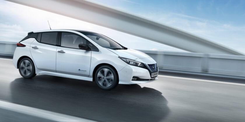 nissan leaf side profile