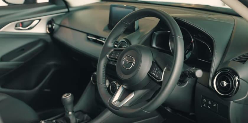 mazda-cx-3-steering-wheel.PNG