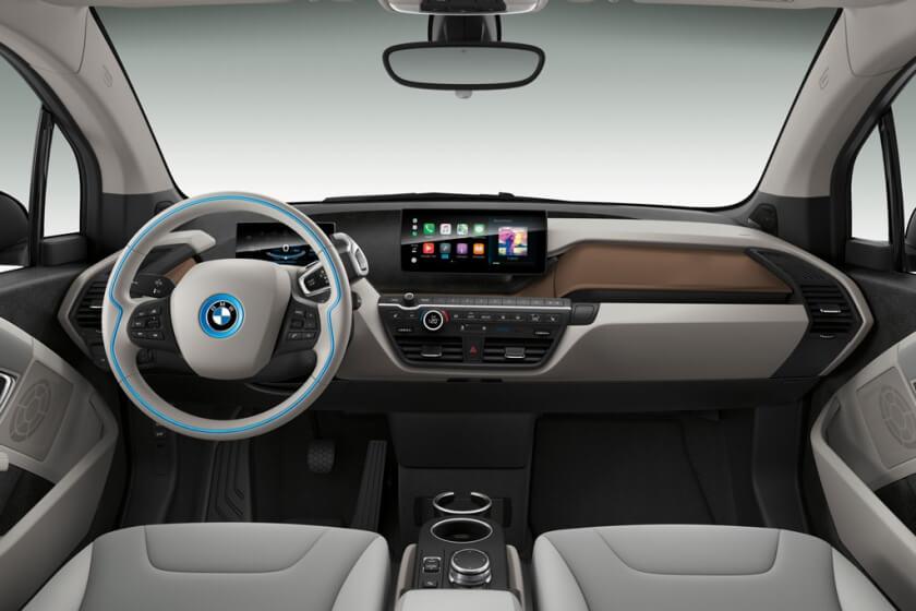 new-bmwi3-120ah-interior-and-technology.jpg